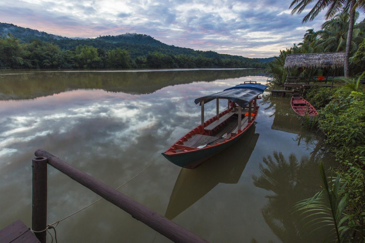 เรนโบว์ ลอดจ์ ตาไต Hotel Tatai ภายนอก รูปภาพ