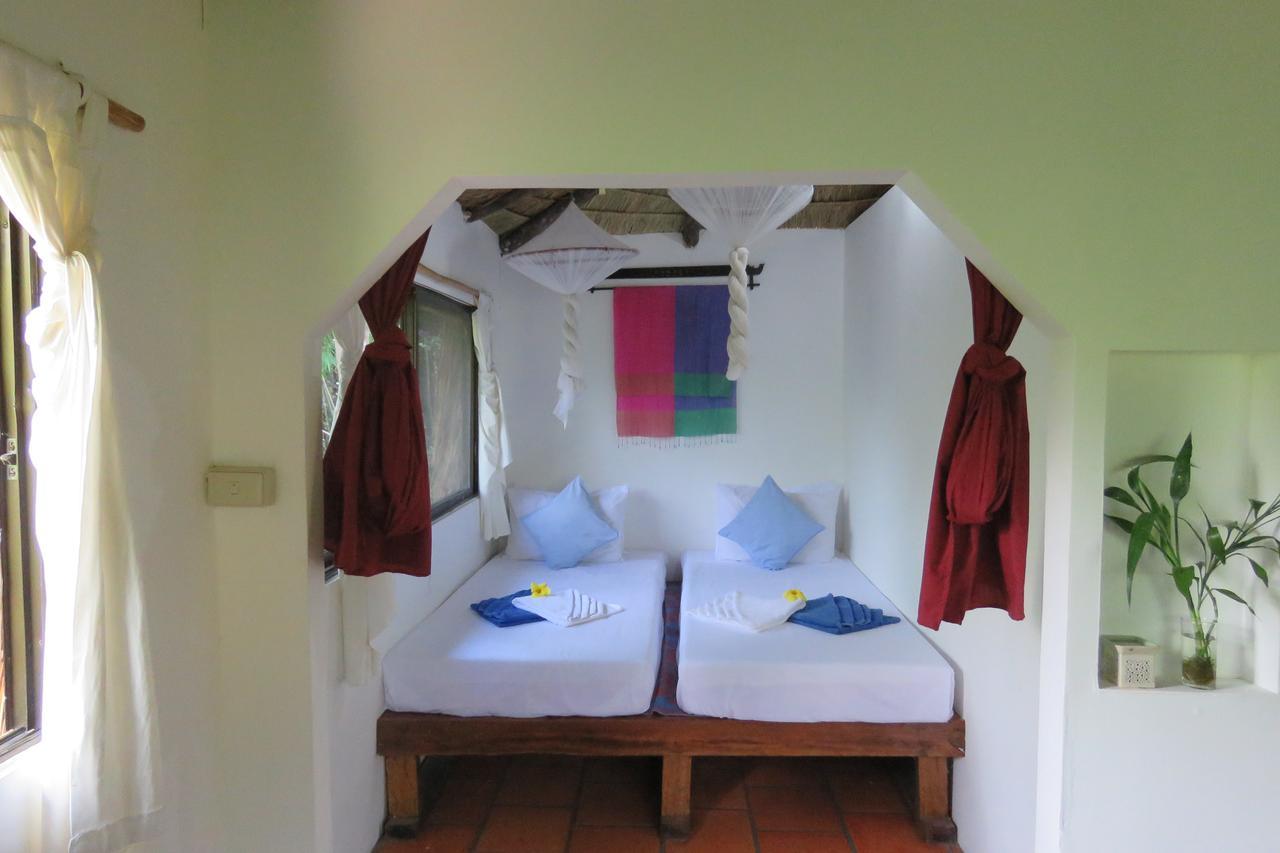เรนโบว์ ลอดจ์ ตาไต Hotel Tatai ภายนอก รูปภาพ