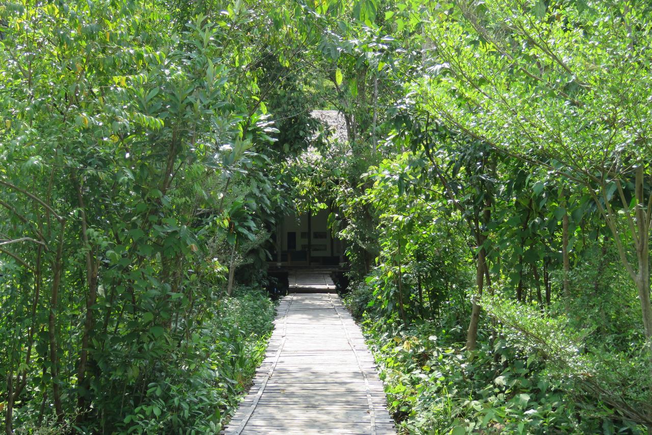 เรนโบว์ ลอดจ์ ตาไต Hotel Tatai ภายนอก รูปภาพ